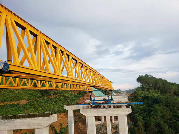 广西河池架桥机出租公司桥机结构紧凑