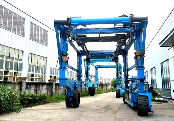 广西河池码头堆场一定要用跨运车吗